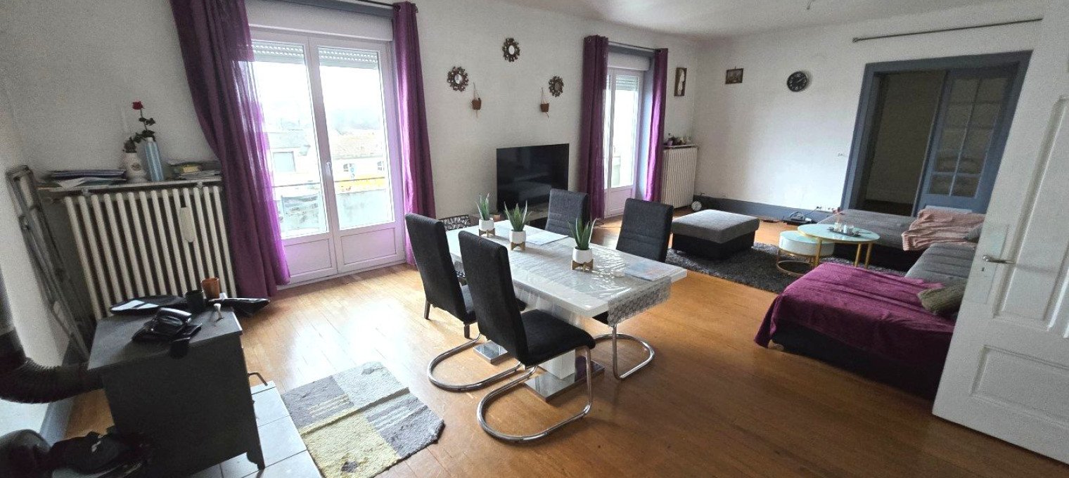 Appartement à 
Gray
