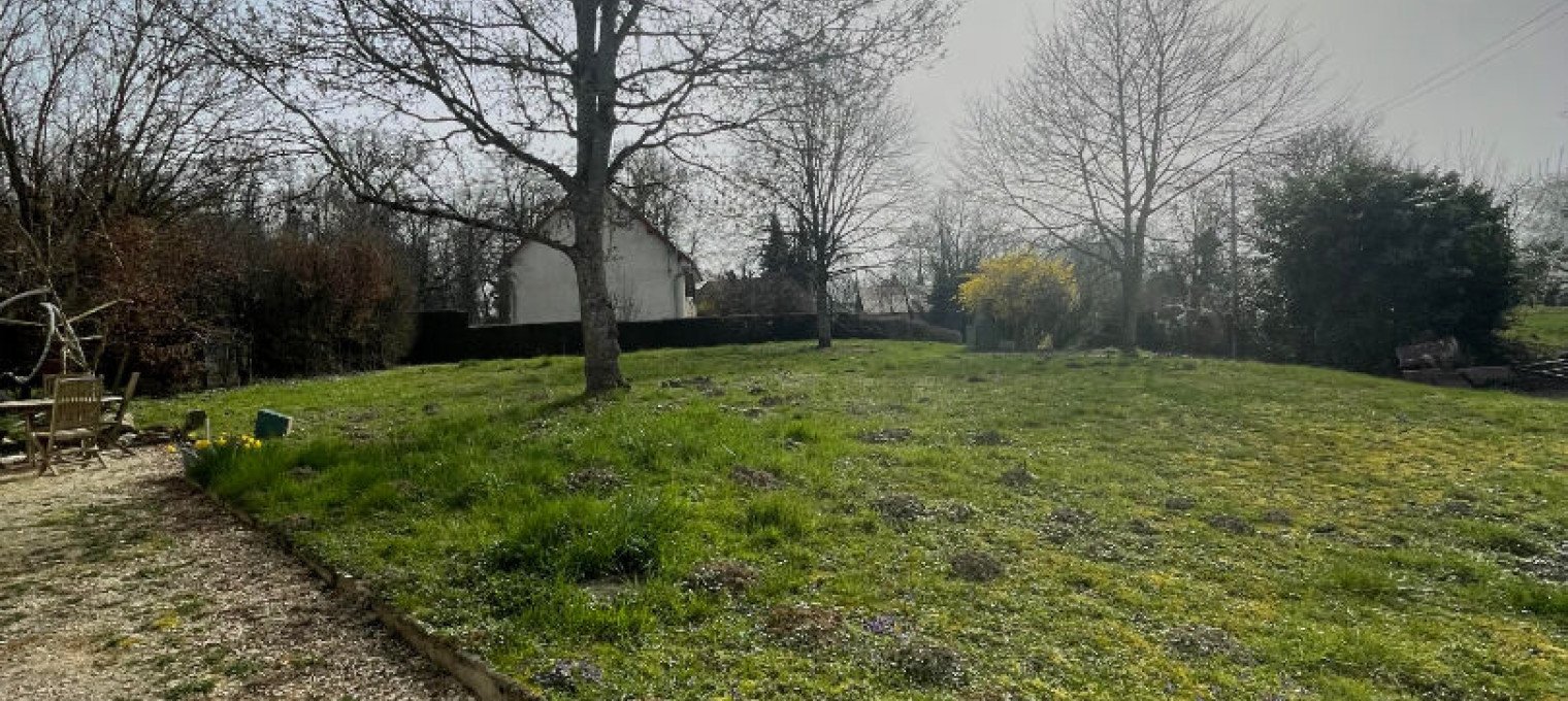 Maison à 
Villefrancon