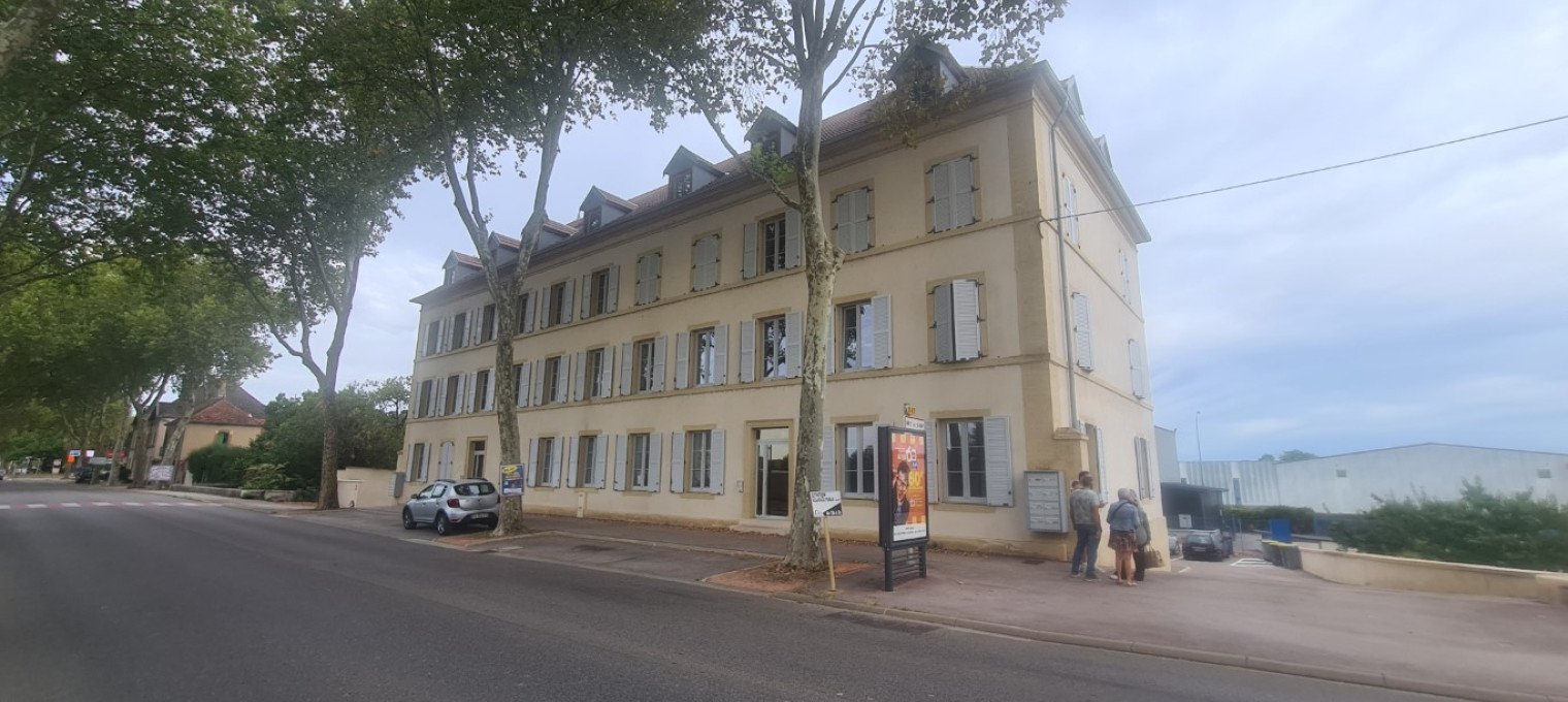 Appartement à 
Arc Les Gray