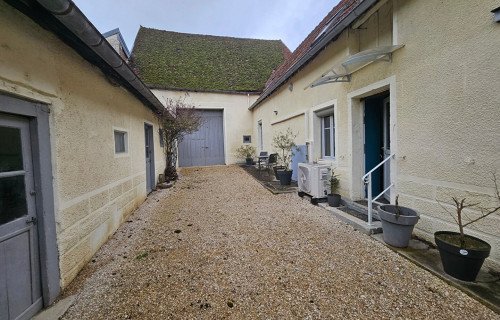 Maison Ã  
Champagne Sur Vingeanne