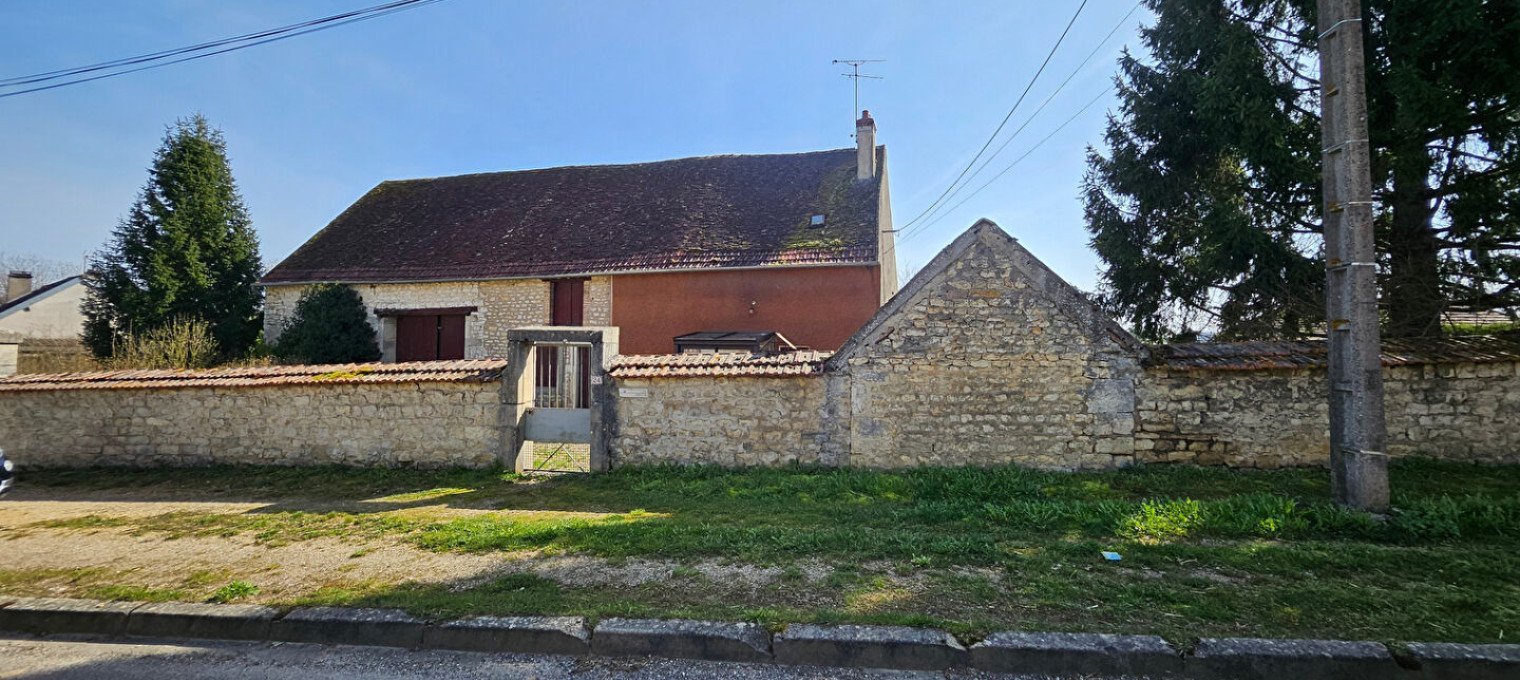 Maison Ã  
Magny St Medard