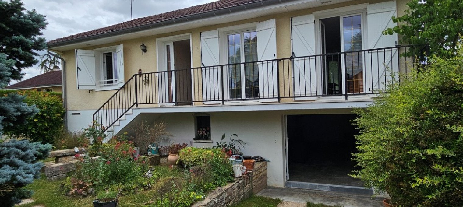 Maison Ã  
Arc Sur Tille