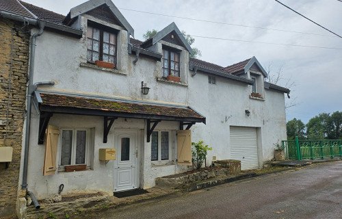 Maison Ã  
Dampierre Et Flee